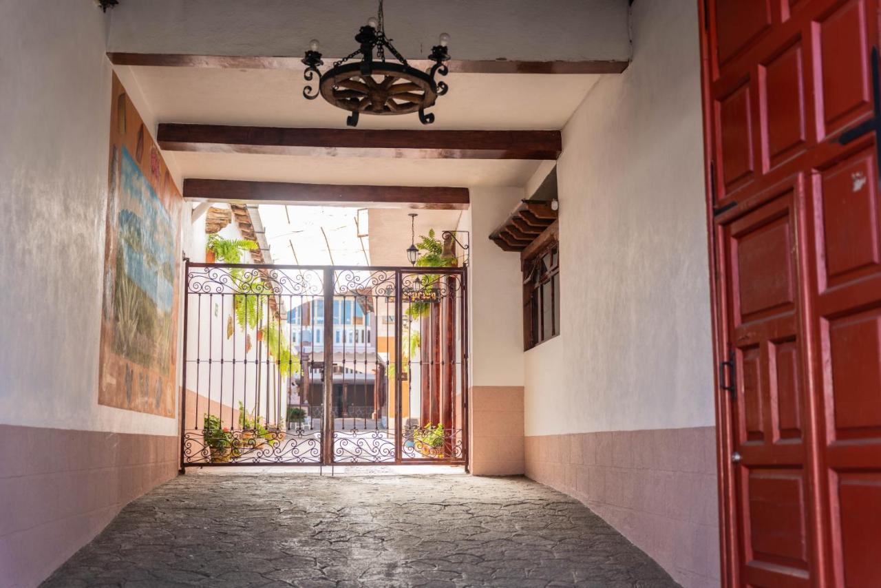 Casa Graciela Hotel Pátzcuaro Exteriör bild